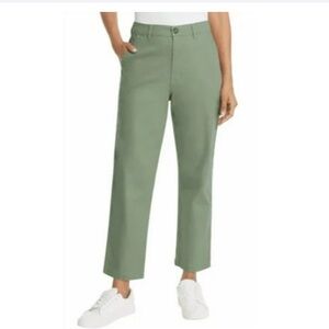 G.H. Bass & Co. Women's Green Chino Ankle Pants
